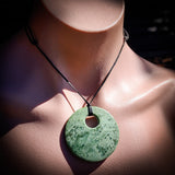 NZ Greenstone Pounamu Disk Pendant Necklace (N424)