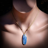 Natural Kyanite Oval Pendant Necklace (1BBB226)