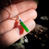 Solid 925 Sterling Silver & Natural Greenstone Cased Stick Pendant Necklace
