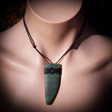NZ Greenstone Pounamu Niho Tooth Pendant Necklace (N703)