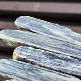 1kg Raw New Zealand Greenstone / Pounamu Carving Slices (R14B231)