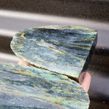 1kg Raw New Zealand Greenstone / Pounamu Carving Slices (R14B484)