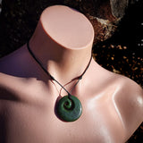 NZ Greenstone Pounamu Round Koru Pendant Necklace (N916)