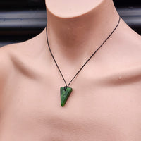 New Zealand Greenstone Pounamu Pendant Necklace (AJJC2295)