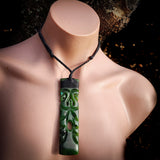 XL NZ Greenstone Pounamu Etched Manaia Toki Pendant Necklace (N929)