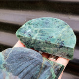 1kg Raw New Zealand Greenstone / Pounamu Carving Slices (R14B496)
