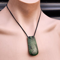 Nephrite Greenstone Patu Pendant Necklace (N332)