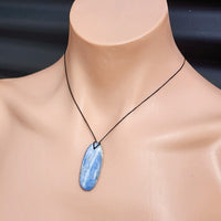 Natural Kyanite Oval Pendant Necklace (1BBB226)