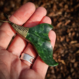 NZ Greenstone Pounamu Whale Tail Pendant Necklace (N977)