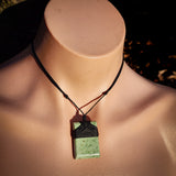 NZ Greenstone Pounamu Toki Pendant Necklace (N983)