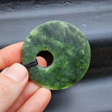 NZ Greenstone Pounamu Disk Pendant Necklace (N429)