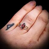 (Q) Solid 925 Sterling Silver & Natural Garnet 3 Bar Ring