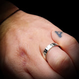 (R) Solid 925 Sterling Silver Textured Hammer Finish 5mm Band Ring