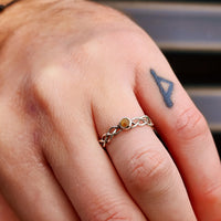 (Q) Solid 925 Sterling Silver & Natural Tiger Eye Celtic Band Ring