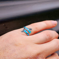 (O) Solid 925 Sterling Silver & Created Opal Split Shank Ring