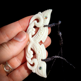 Natural Maori Bone Carving Pendant Necklace - Pekapeka Plate Pendant