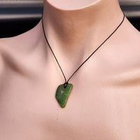 New Zealand Greenstone Pounamu Pendant Necklace (AJJC2326)