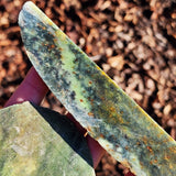 1kg Raw NZ Greenstone Pounamu Carving Slices (R14B641)