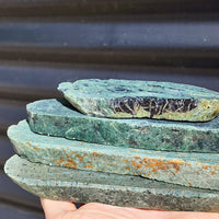 1kg Raw New Zealand Greenstone / Pounamu Carving Slices (R14B214)
