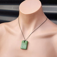 New Zealand Greenstone Pounamu Pendant Necklace (AJJC2170)