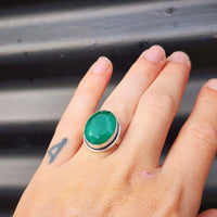 (Q) Solid Sterling Silver & Natural Emerald Handmade Solitaire Ring