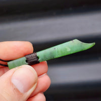 NZ Greenstone Pounamu Toki Pendant Necklace (N156)