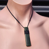 NZ Greenstone Pounamu Toki Pendant Necklace (N306)