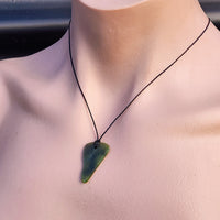 New Zealand Greenstone Pounamu Pendant Necklace (AJJC2335)