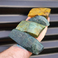 1kg (BUTTS) Raw New Zealand Greenstone / Pounamu Carving Slices (R14B352)