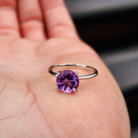 Solid 925 Sterling Silver & Natural Amethyst 8mm Faceted Clawed Signet Ring