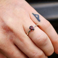 (R) Solid 925 Sterling Silver & Natural Garnet Pear Ring
