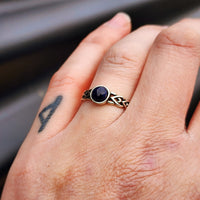 (Q) Solid 925 Oxidized Sterling Silver & Natural Sodalite Celtic Band Ring