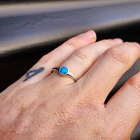 (R) Solid 925 Sterling Silver & 6.2mm Created Opal Round Signet Ring
