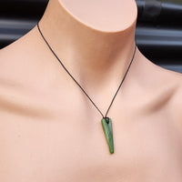 New Zealand Greenstone Pounamu Pendant Necklace (AJJC2303)