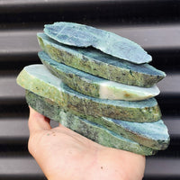 1kg Raw New Zealand Greenstone / Pounamu Carving Slices (R14B154)