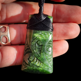 NZ Greenstone Pounamu Etched Toki Pendant Necklace (N927)