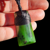 NZ Greenstone Pounamu Toki Pendant Necklace (N949)