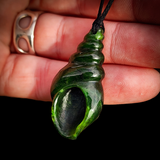 Natural Jade Kakara Shell Pendant Necklace (N1069)