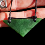 NZ Greenstone Pounamu Pendant Necklace (N1040)