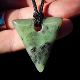 NZ Greenstone Pounamu Triangle Pendant Necklace (N1086)