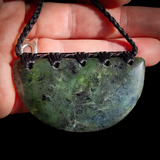 NZ Greenstone Pounamu Plate Pendant Necklace (N1018)