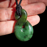 Natural Jade Pikorua Twist Pendant Necklace (N1156)