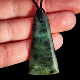 NZ Greenstone Pounamu Toki Pendant Necklace (N982)