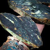 1.1kg Raw New Zealand Greenstone / Pounamu Carving Slices (R14B541)