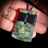 NZ Greenstone Pounamu Toki Pendant Necklace (N613)